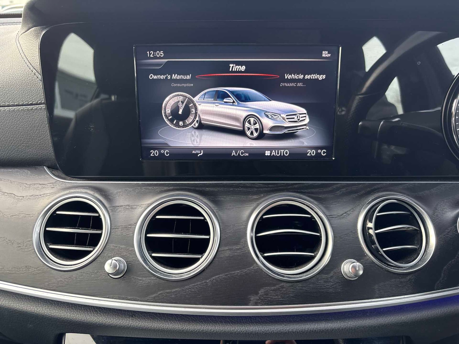 Used Mercedes-Benz E Class 2017 for sale - 76978764: Photo 34