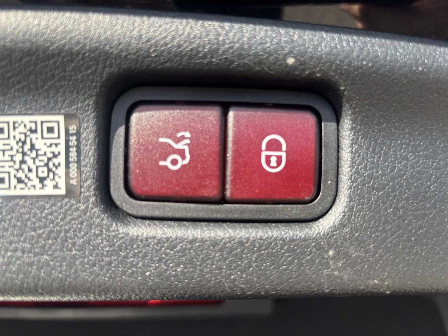 Used Mercedes-Benz C Class 2025 for sale - 76362608: Photo 21