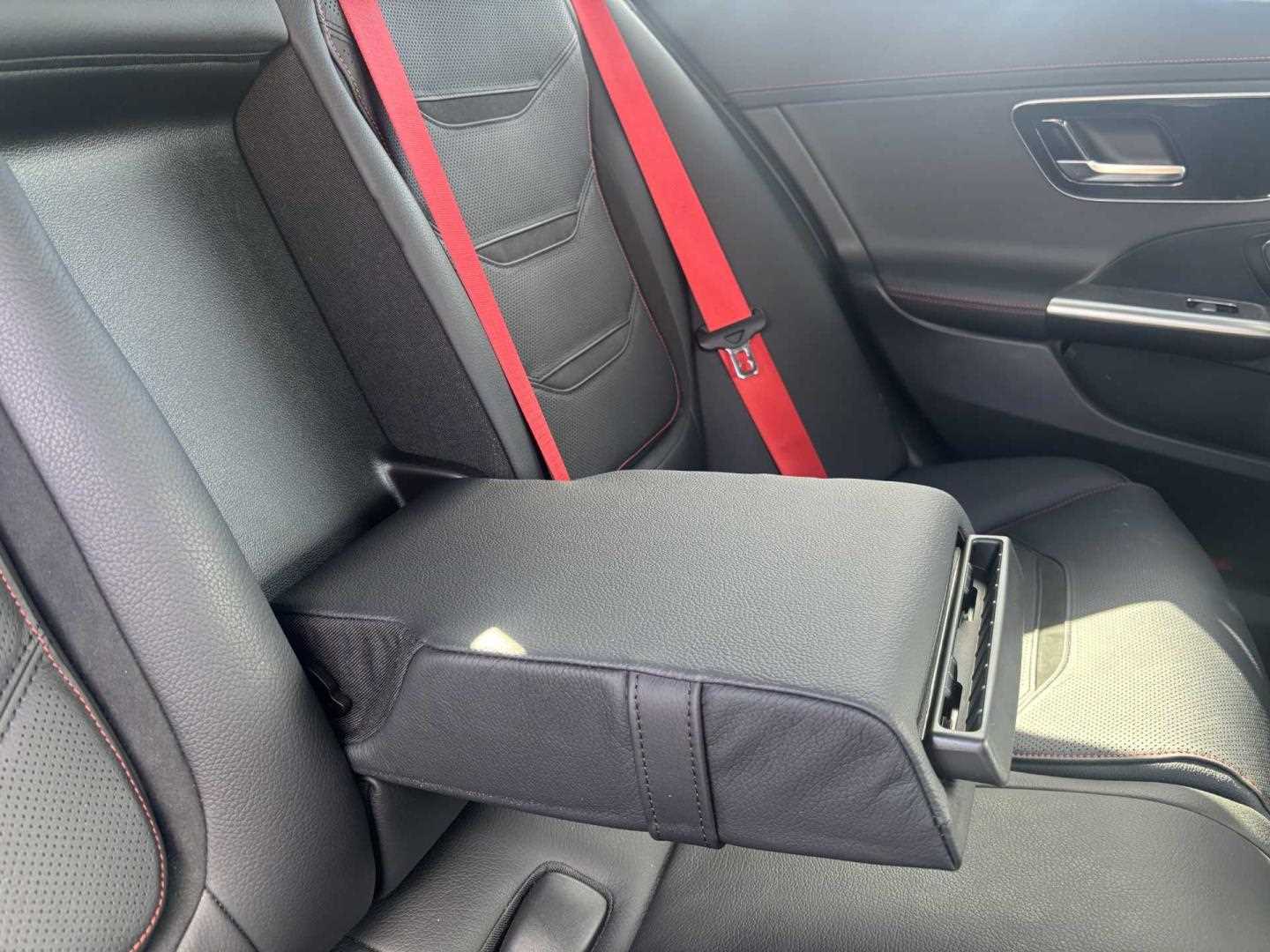 Used Mercedes-Benz C Class 2025 for sale - 76362608: Photo 23