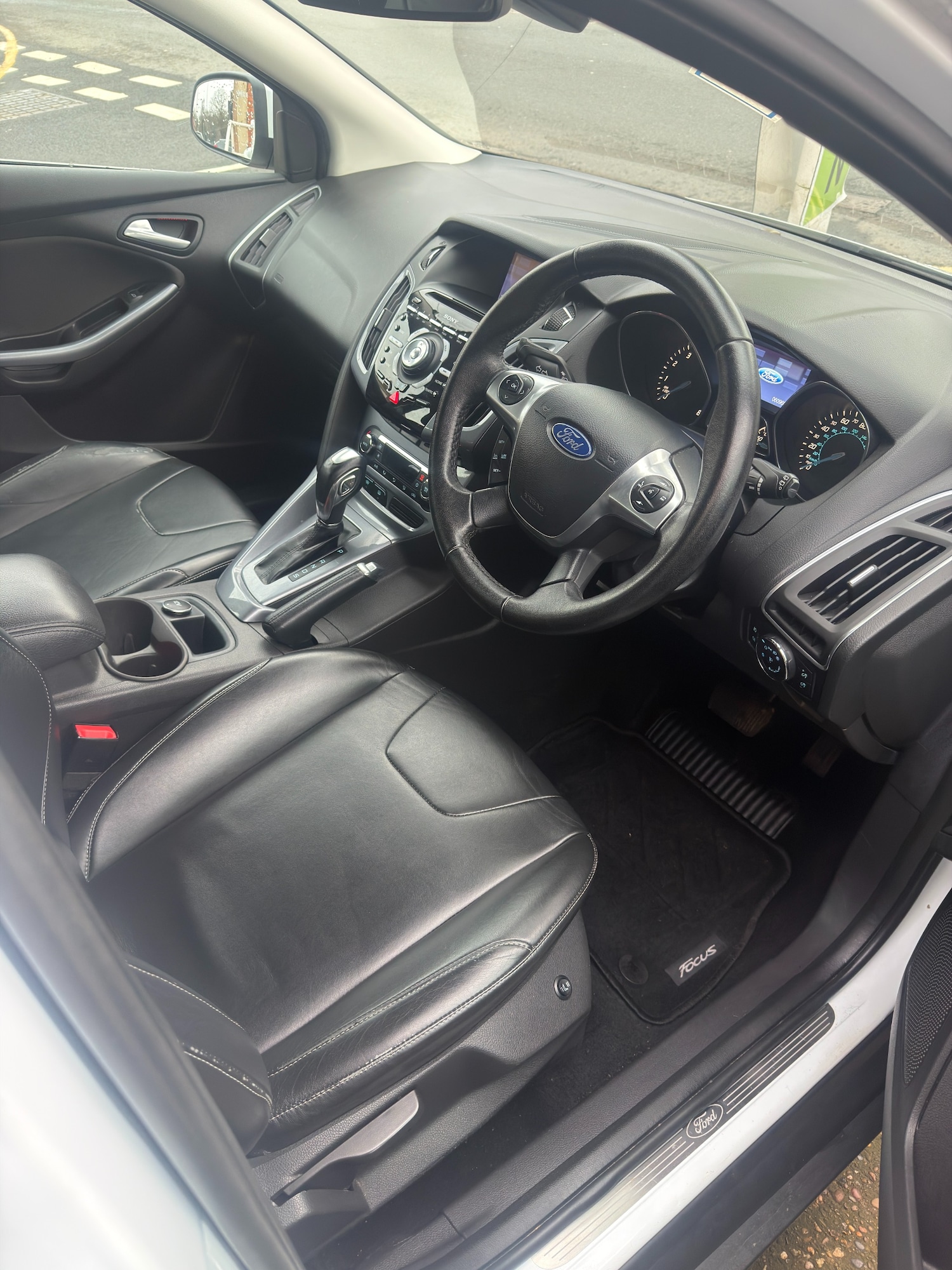 Used Ford Focus 2014 for sale - 77607141: Photo 3