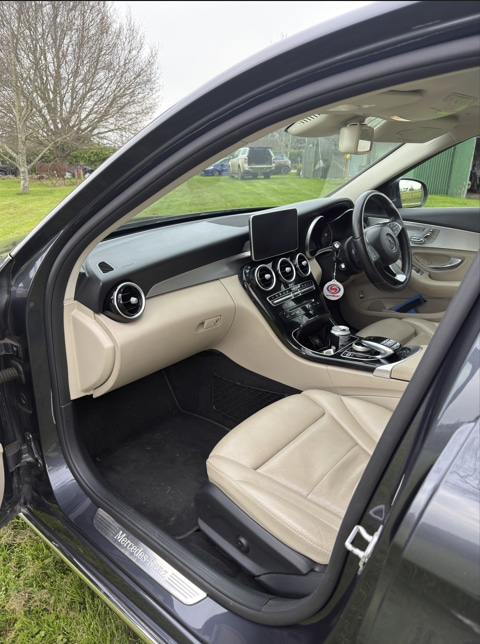 Used Mercedes-Benz C Class 2015 for sale - 78067414: Photo 8