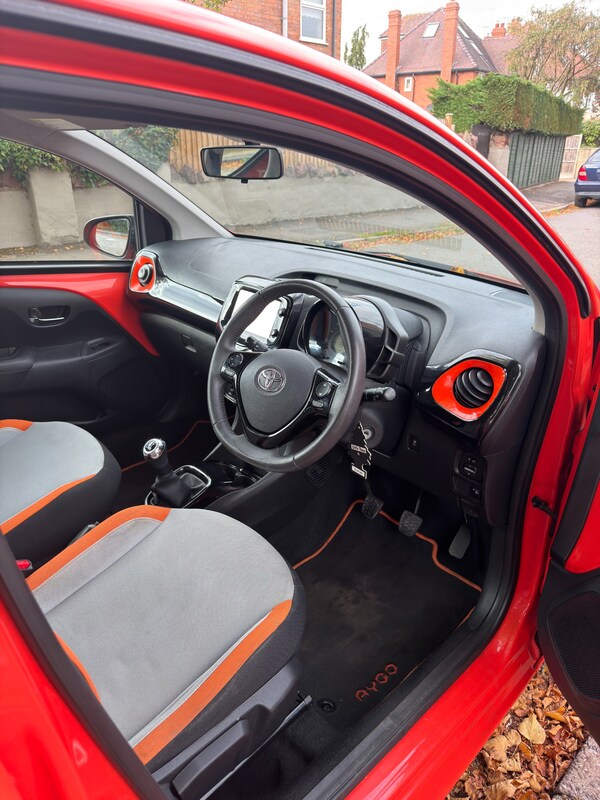 Used Toyota AYGO 2014 for sale - 76289185: Photo 6