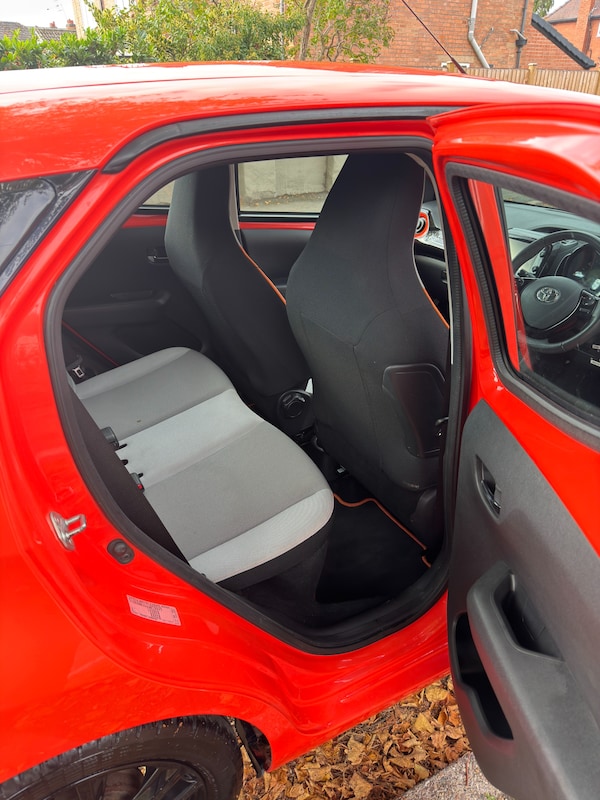Used Toyota AYGO 2014 for sale - 76289185: Photo 7