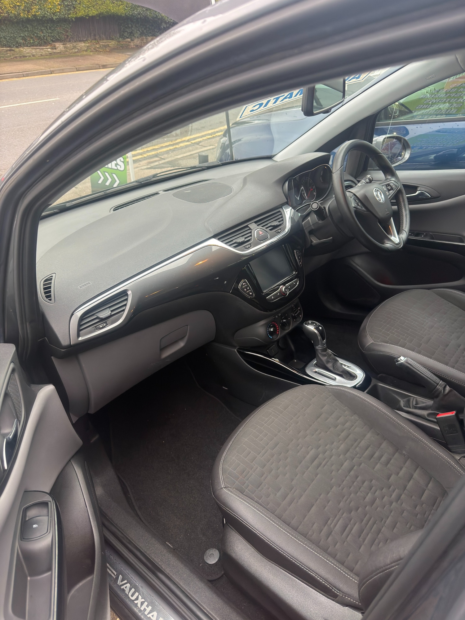 Used Vauxhall Corsa 2016 for sale - 77607000: Photo 6