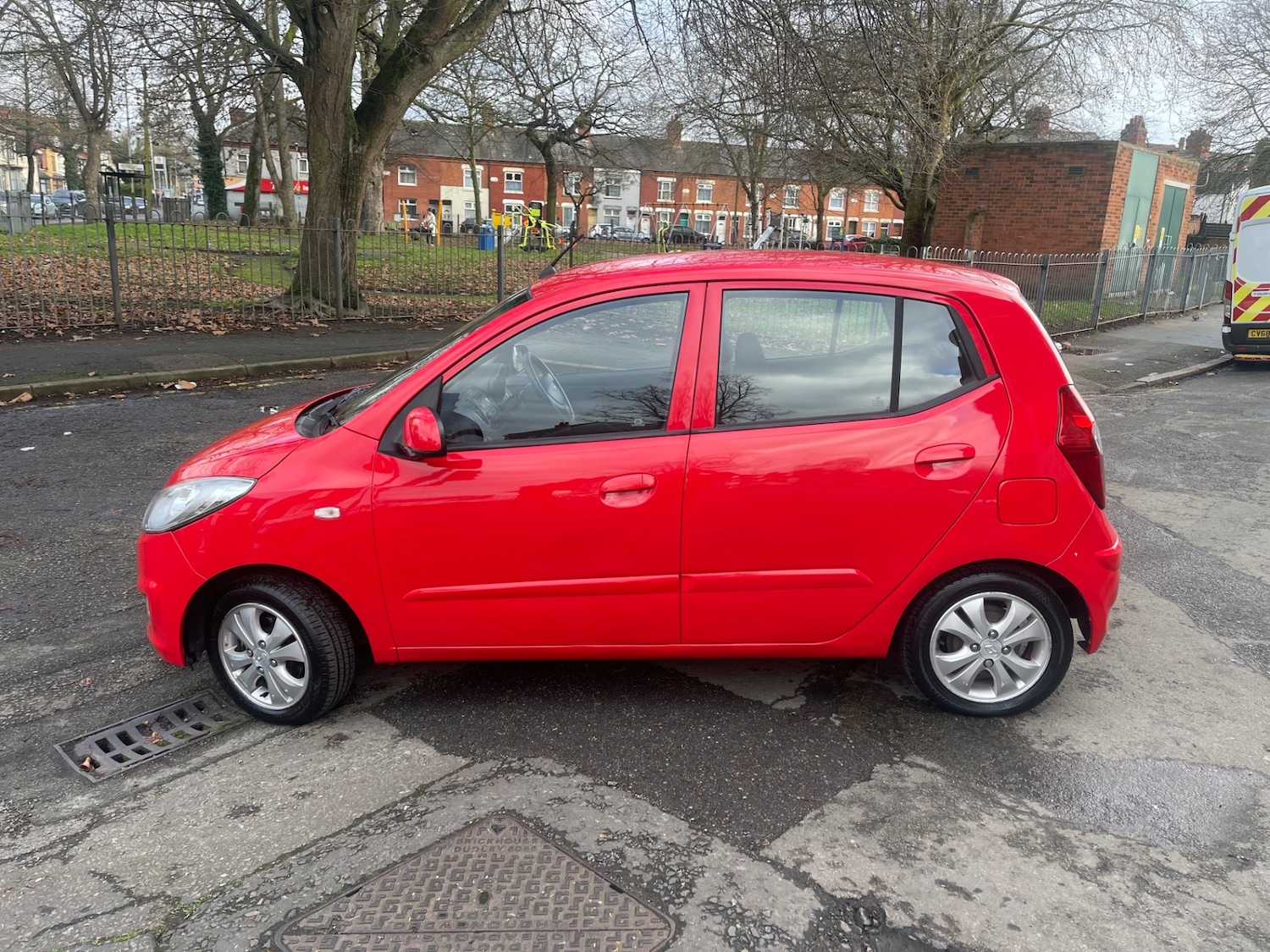 Used Hyundai i10 2012 for sale - 77434648: Photo 6