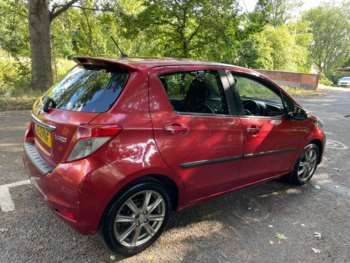Used Toyota Yaris 2012 for sale - 75202807: Photo