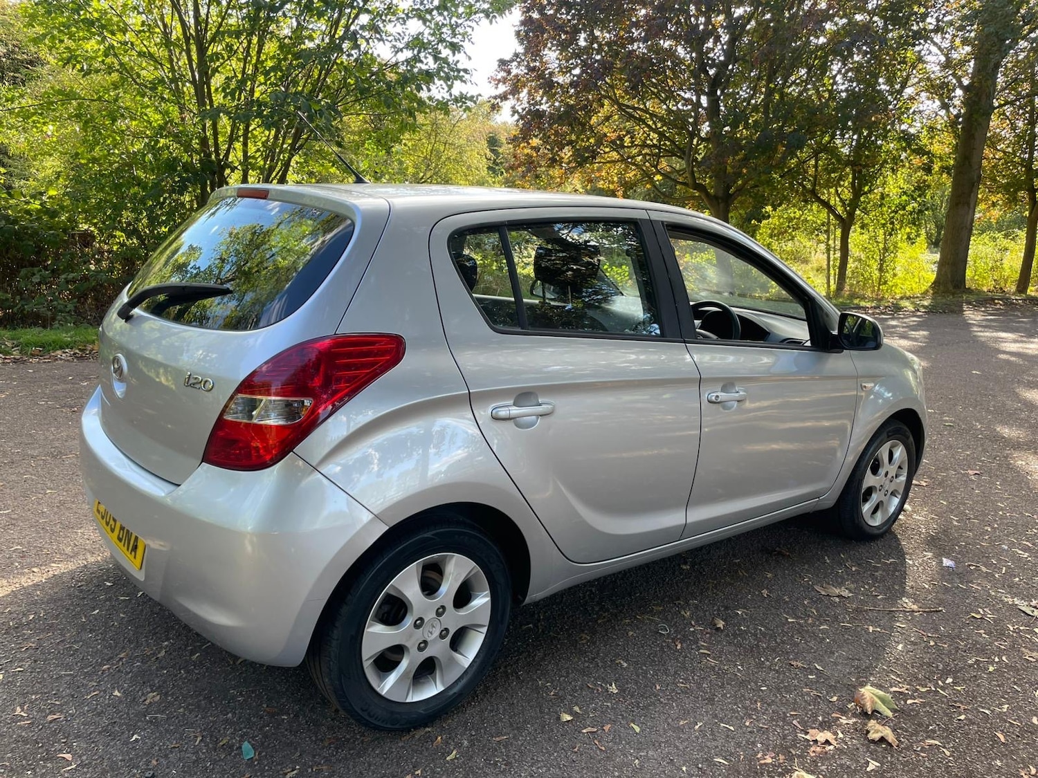 Used Hyundai i20 2009 for sale - 76087580: Photo 4