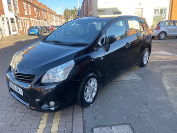 Used Toyota Verso 2011 for sale - 76664652: Photo