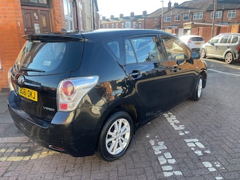 Used Toyota Verso 2011 for sale - 76664652: Photo