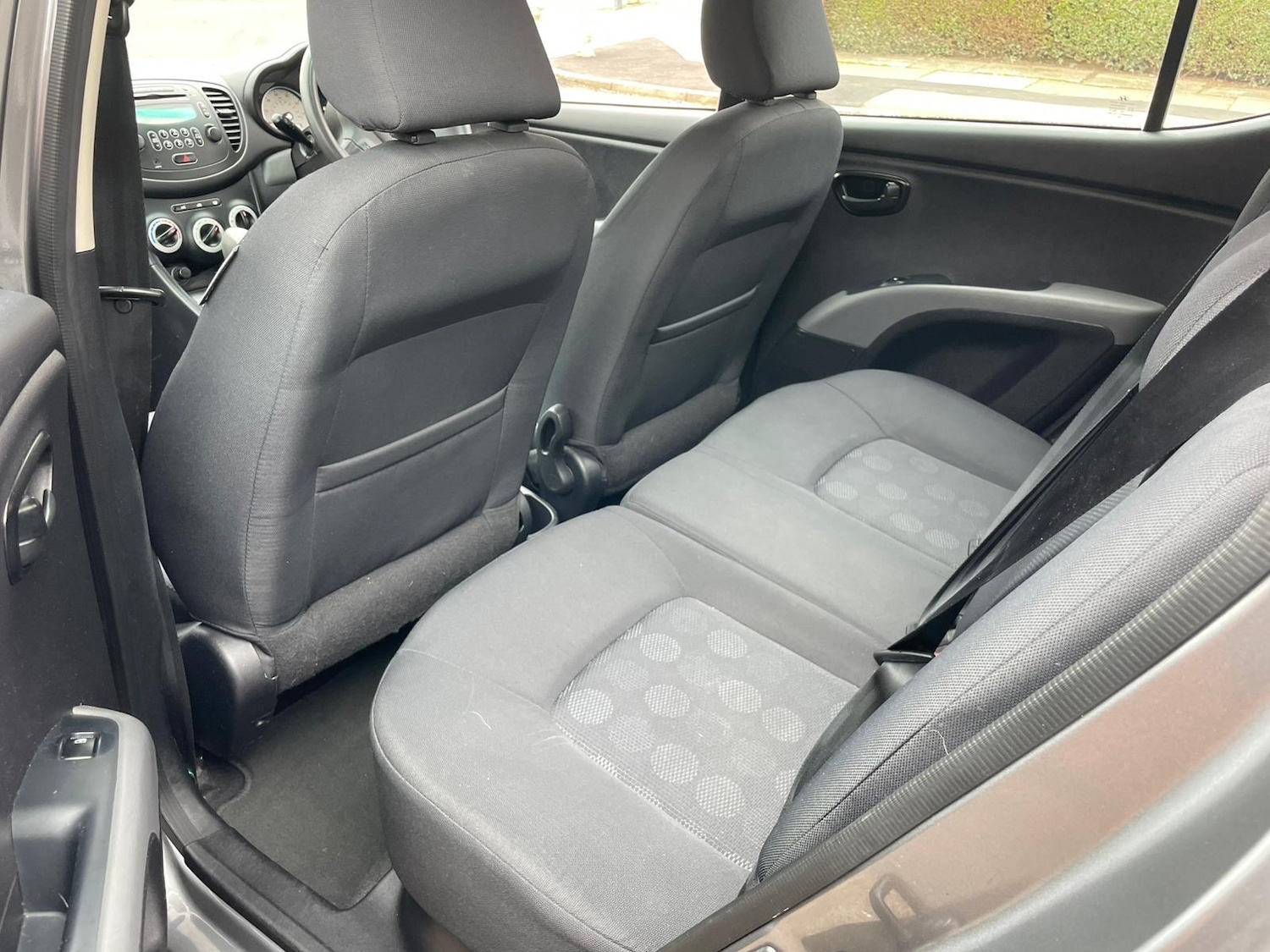 Used Hyundai i10 2010 for sale - 77890204: Photo 7