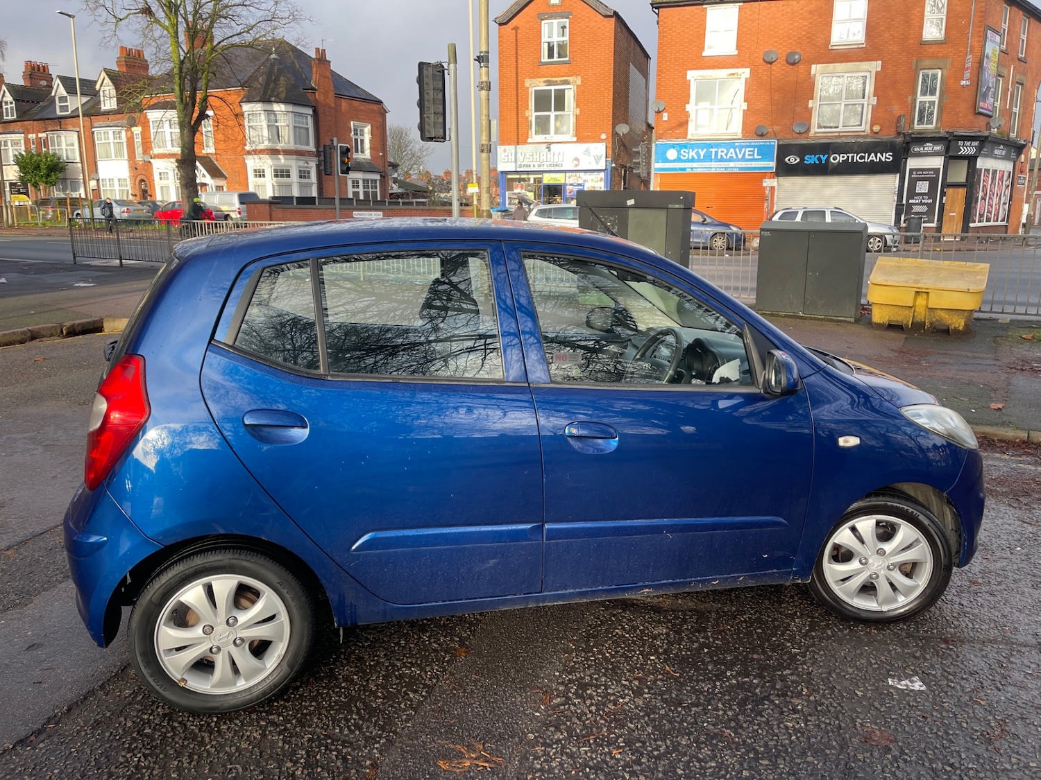 Used Hyundai i10 2011 for sale - 76931477: Photo 5