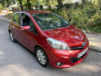 Used Toyota Yaris 2012 for sale - 79008472: Photo