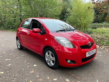 Used Toyota Yaris 2010 for sale - 76302988: Photo