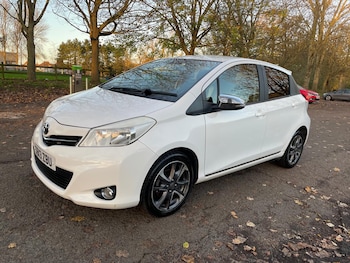 Used Toyota Yaris 2013 for sale - 76664669: Photo