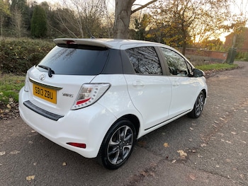 Used Toyota Yaris 2013 for sale - 76664669: Photo