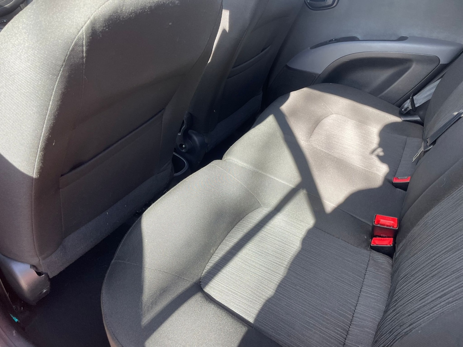 Used Hyundai i10 2012 for sale - 78067653: Photo 7