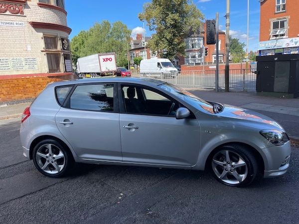 Used Kia Ceed 2010 for sale - 75202779: Photo 10