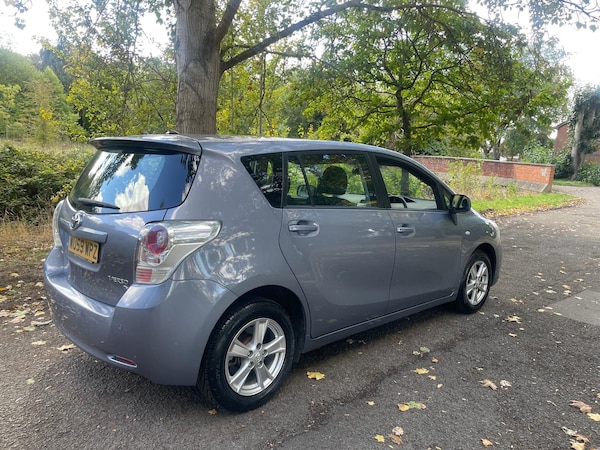 Used Toyota Verso 2009 for sale - 76025485: Photo 3