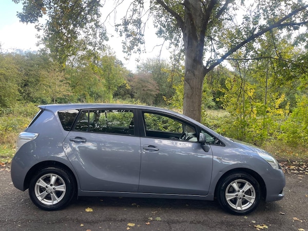 Used Toyota Verso 2009 for sale - 76025485: Photo 5