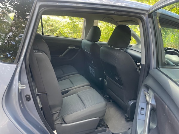 Used Toyota Verso 2009 for sale - 76025485: Photo 8