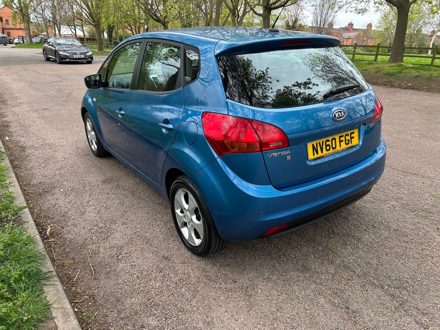 Used Kia Venga 2011 for sale - 78209928: Photo 4