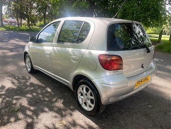 Used Toyota Yaris 2004 for sale - 78604942: Photo