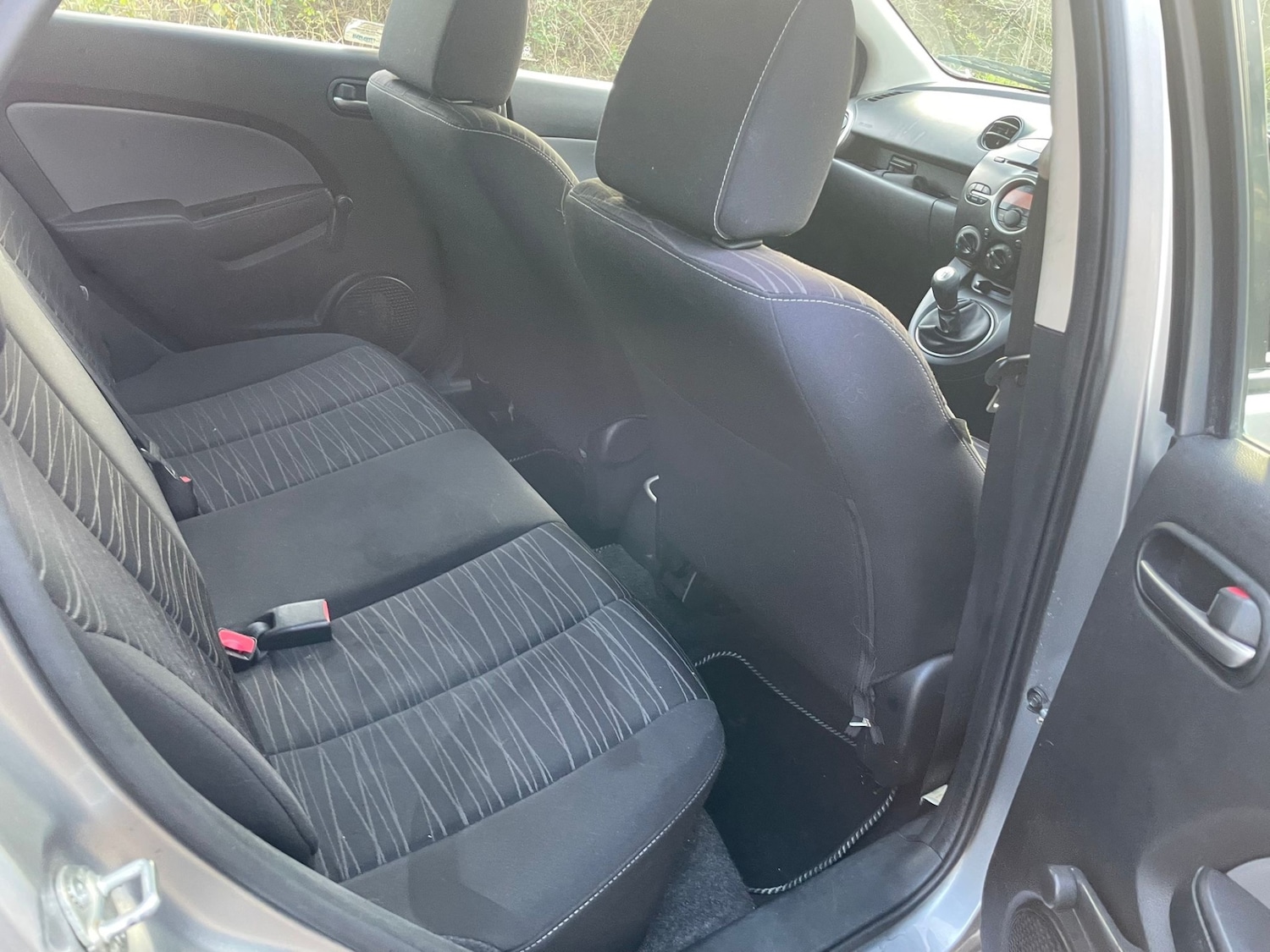 Used Mazda Mazda2 2010 for sale - 77589814: Photo 9