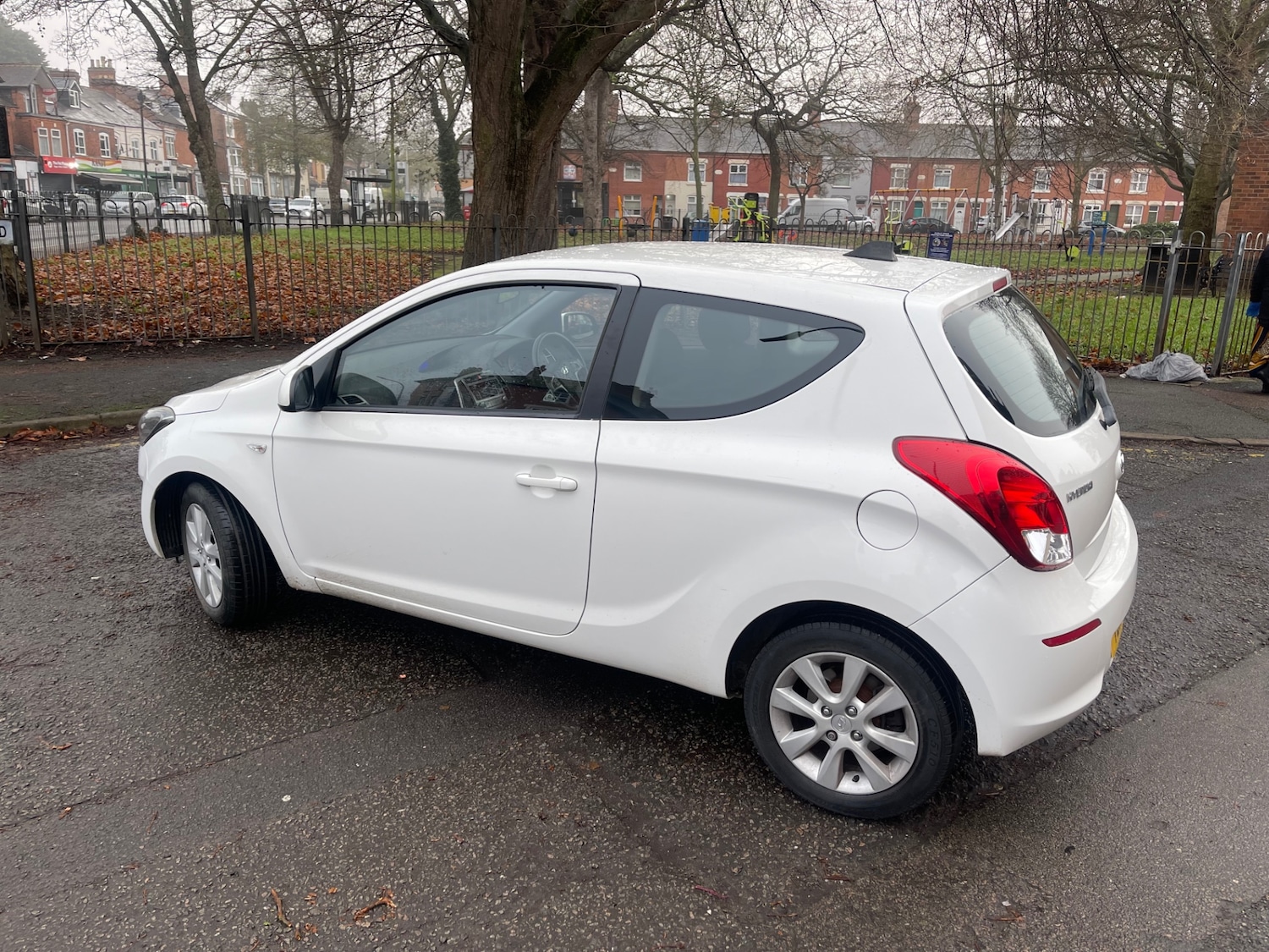 Used Hyundai i20 2013 for sale - 76931489: Photo 4