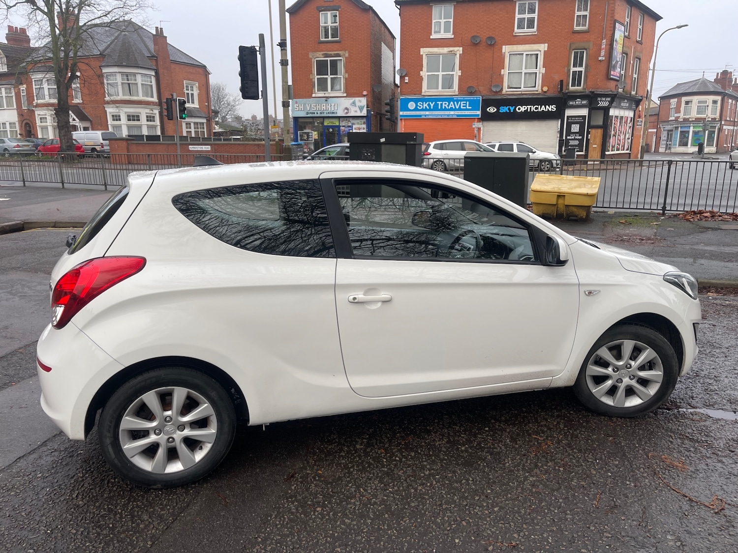 Used Hyundai i20 2013 for sale - 76931489: Photo 5