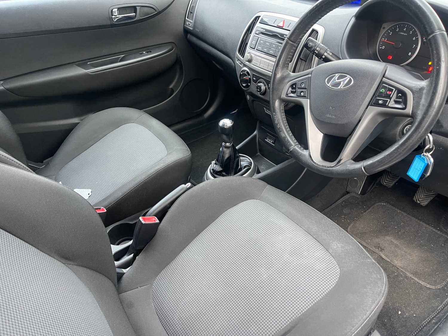 Used Hyundai i20 2013 for sale - 76931489: Photo 7