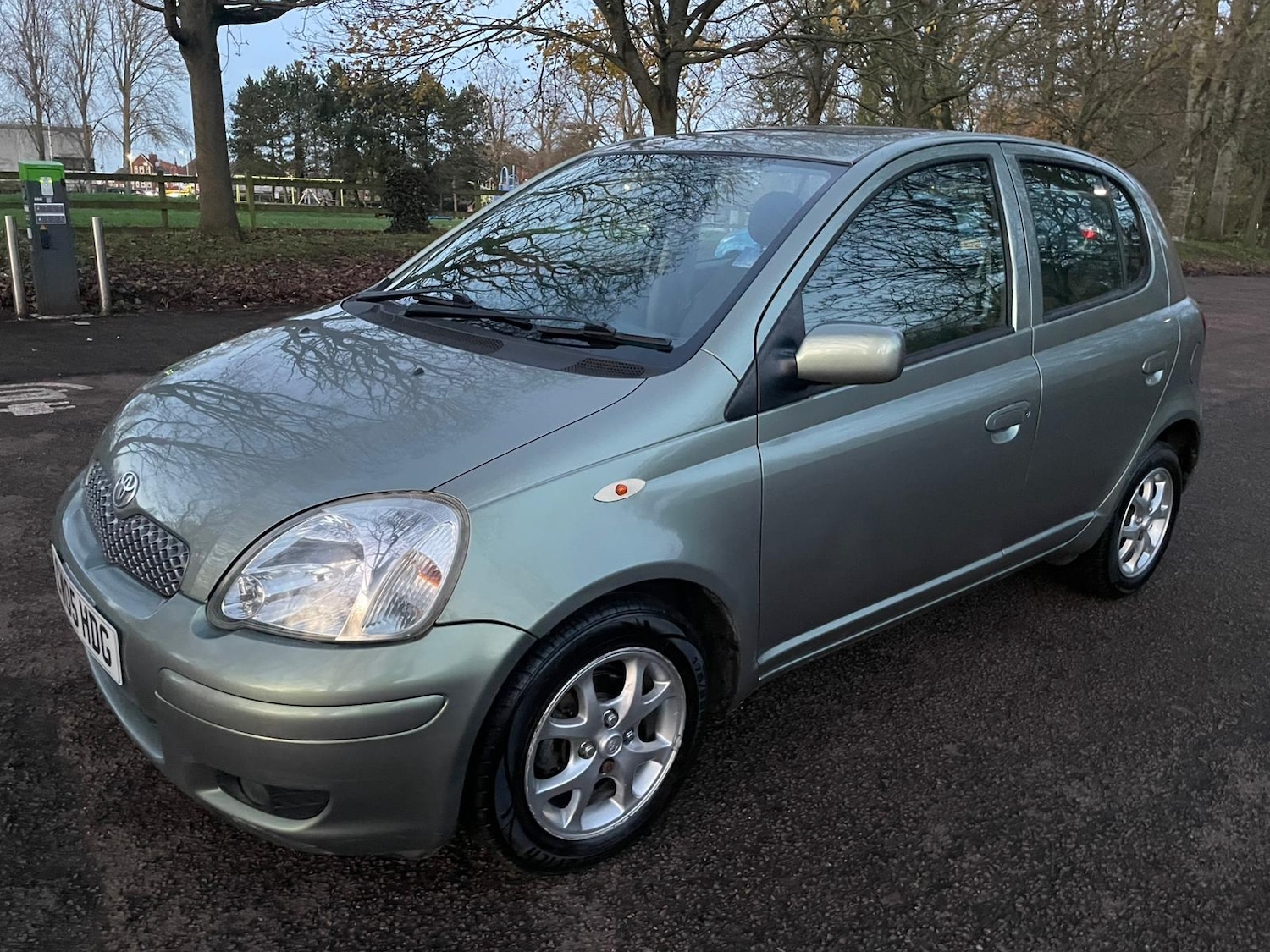 Used Toyota Yaris 2005 for sale - 76837492: Photo 2