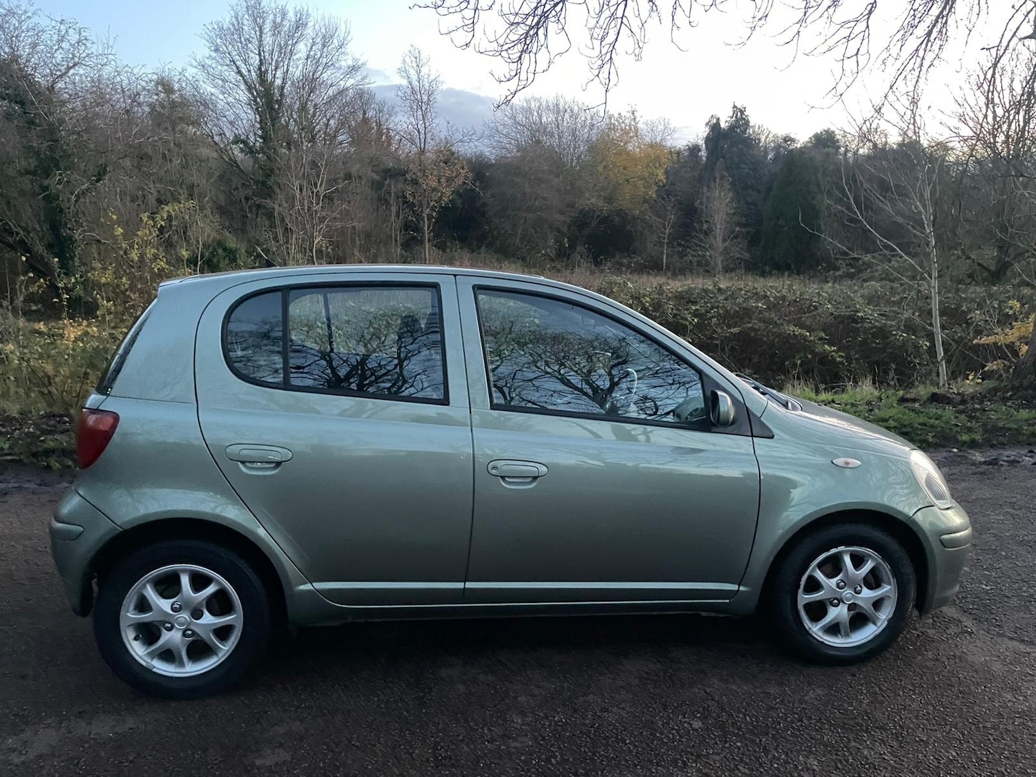 Used Toyota Yaris 2005 for sale - 76837492: Photo 5