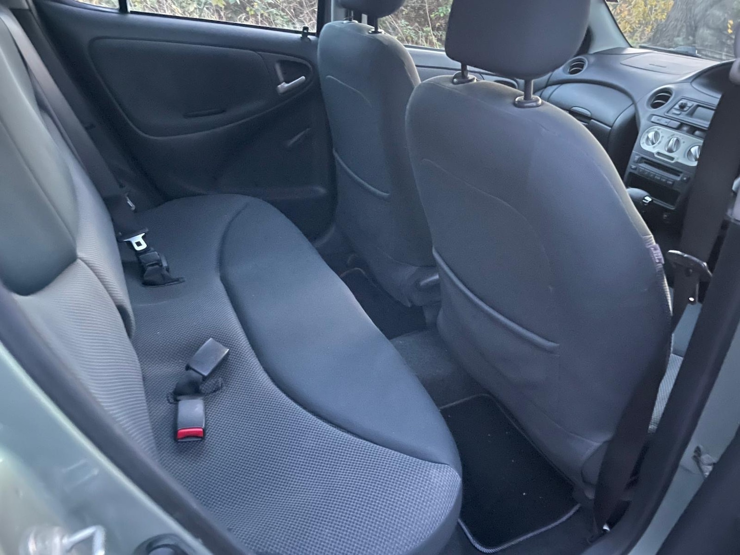 Used Toyota Yaris 2005 for sale - 76837492: Photo 7