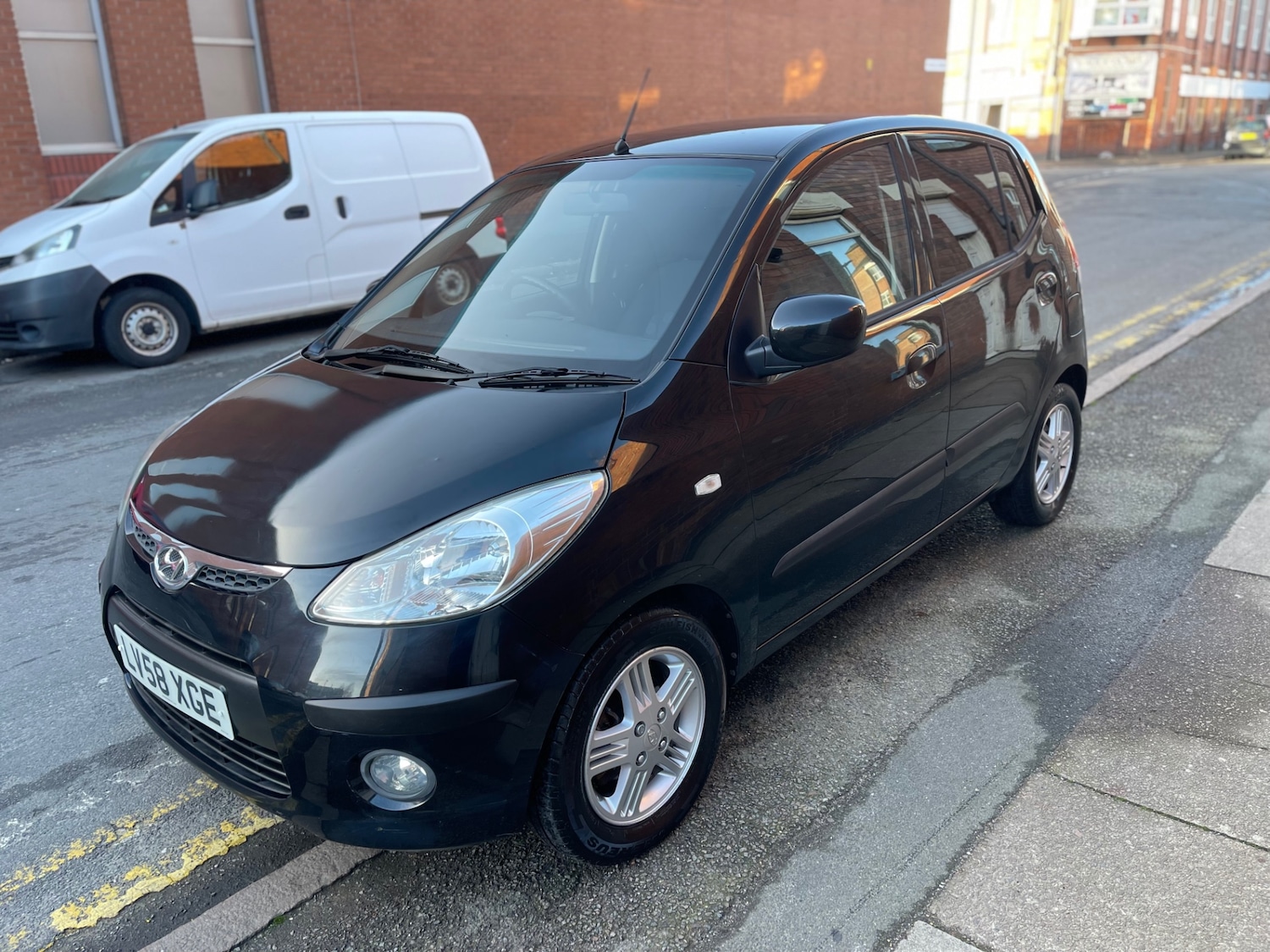 Used Hyundai i10 2009 for sale - 77001931: Photo 2
