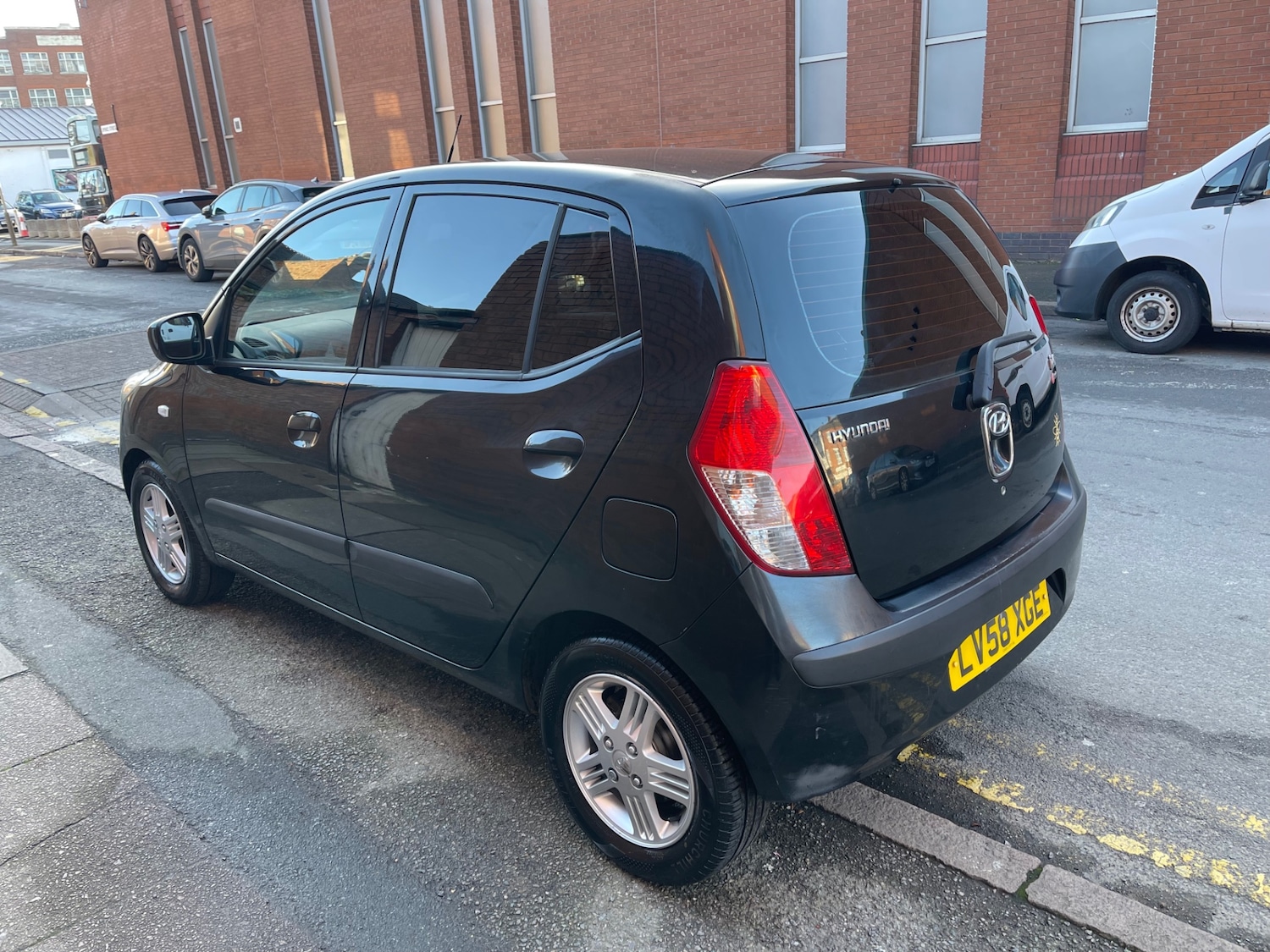 Used Hyundai i10 2009 for sale - 77001931: Photo 3