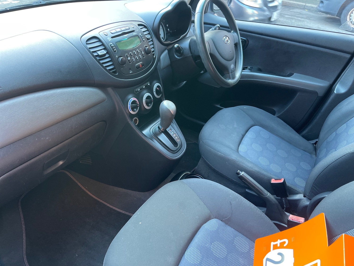 Used Hyundai i10 2009 for sale - 77001931: Photo 8