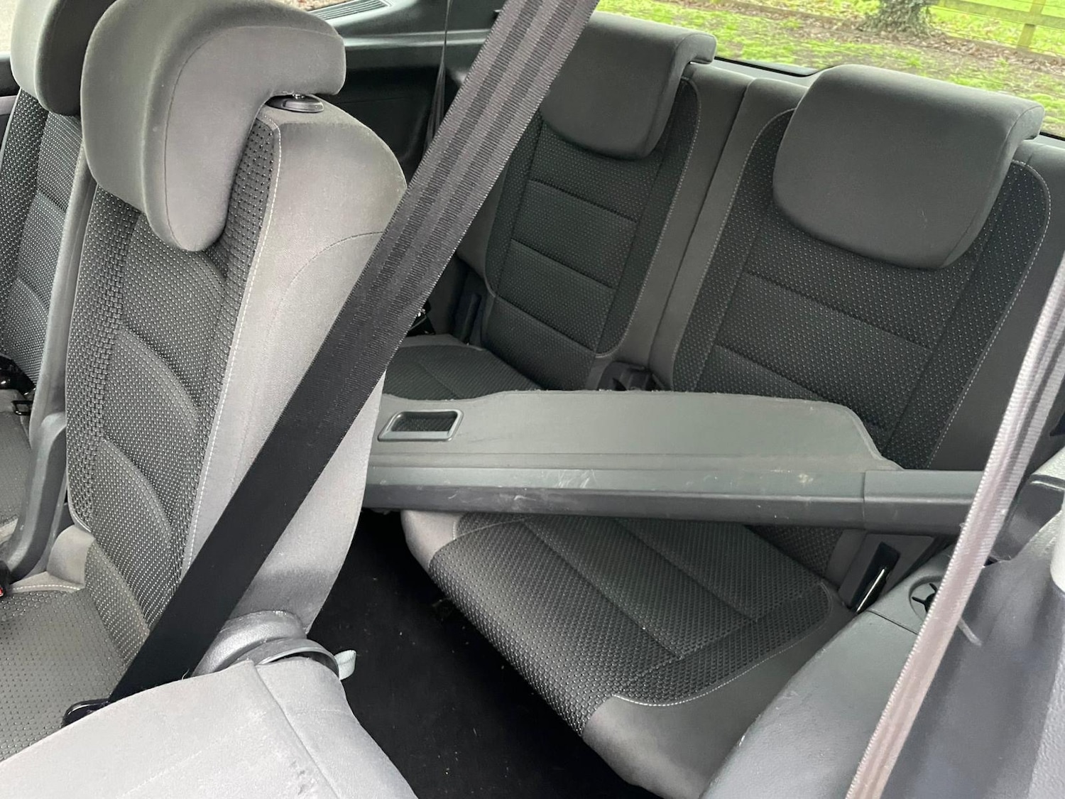 Used Volkswagen Touran 2010 for sale - 77240401: Photo 10