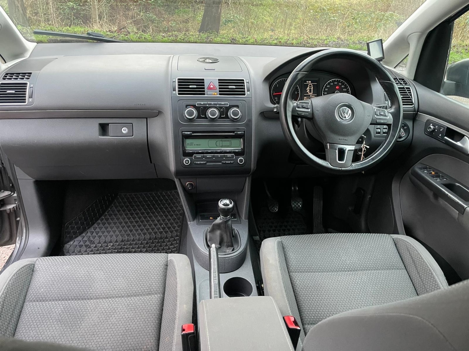 Used Volkswagen Touran 2010 for sale - 77240401: Photo 6