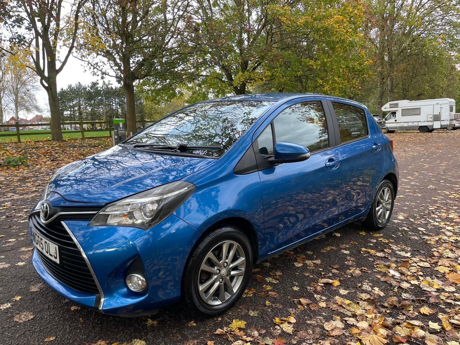 Used Toyota Yaris 2015 for sale - 76344720: Photo 2