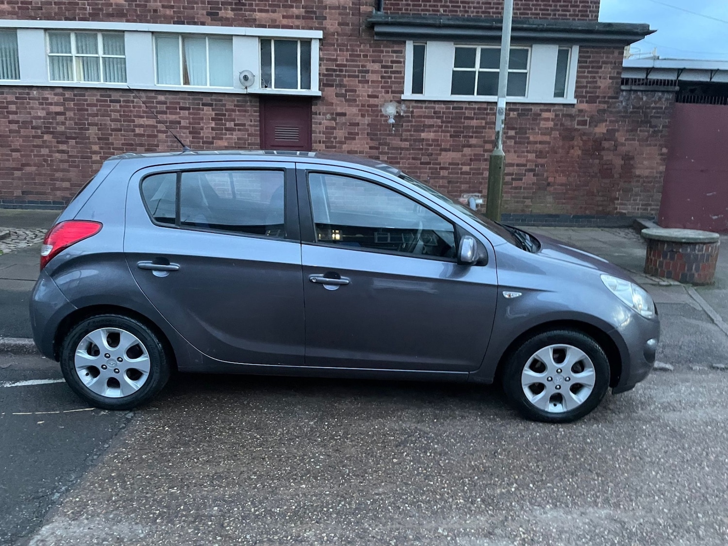 Used Hyundai i20 2009 for sale - 77588611: Photo 5