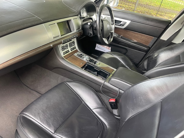 Used Jaguar XF 2013 for sale - 76246341: Photo 7