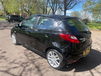 Used Mazda Mazda2 2011 for sale - 78226484: Photo