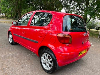 Used Toyota Yaris 2003 for sale - 79320757: Photo