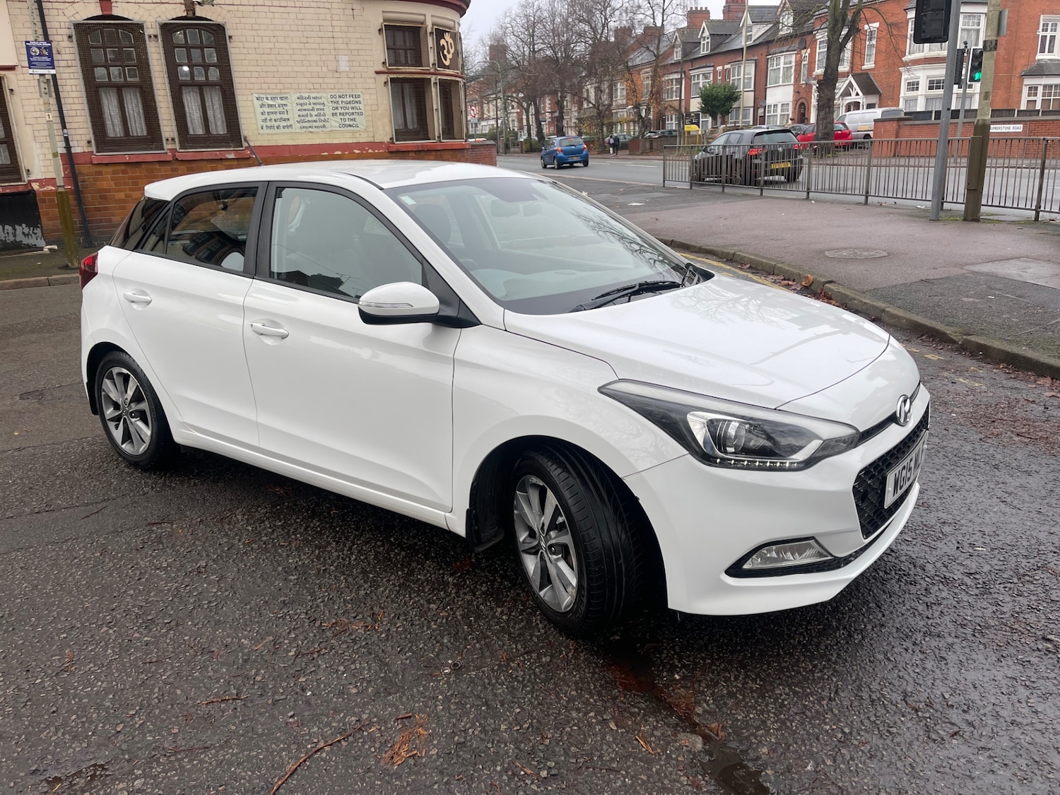 Used Hyundai i20 2015 for sale - 76931472: Photo 2