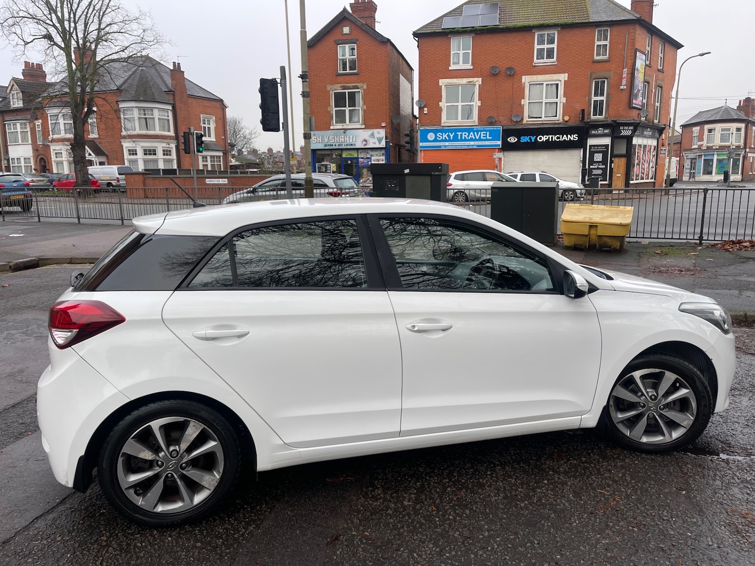 Used Hyundai i20 2015 for sale - 76931472: Photo 6