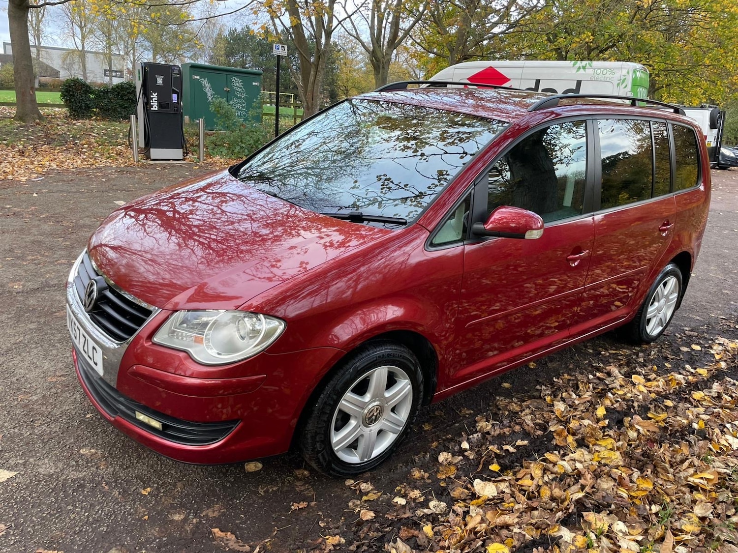 Used Volkswagen Touran 2022 for sale - 76467947: Photo 2