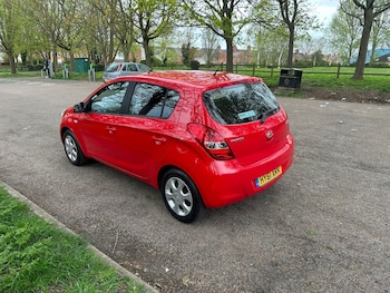 Used Hyundai i20 2011 for sale - 78210026: Photo