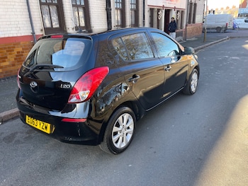 Used Hyundai i20 2013 for sale - 76664599: Photo