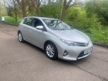 Used Toyota Auris 2013 for sale - 78420769: Photo