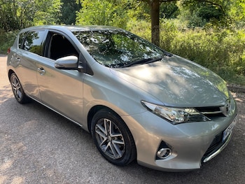 Used Toyota Auris 2014 for sale - 79081744: Photo